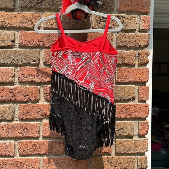 Dance costume - Picture 2 of 4